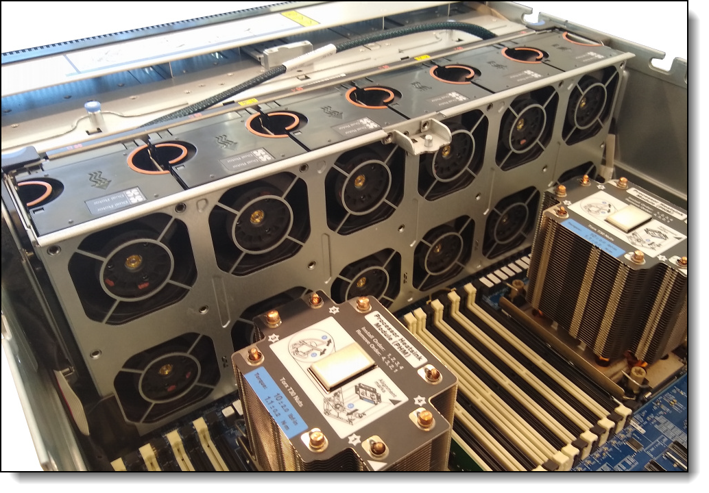 SR860 V3 fan modules