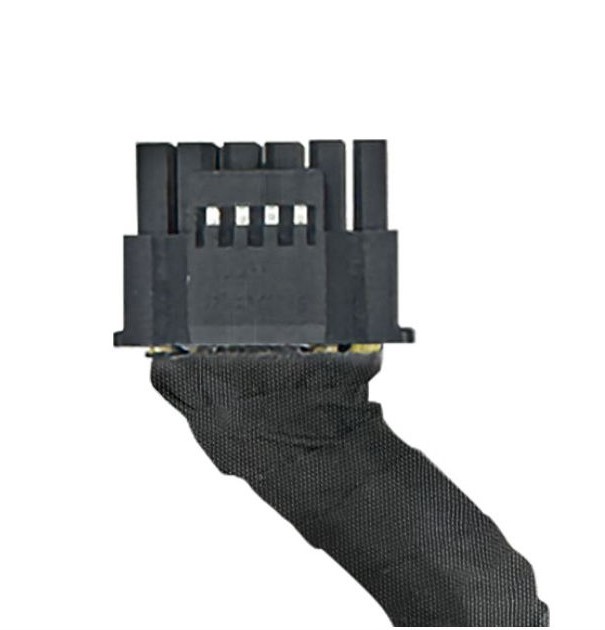 Cable without the extended soldering is compatible only with L40S and H100 DW GPU